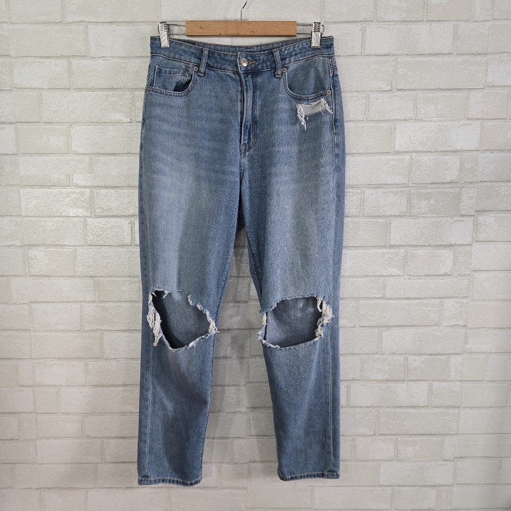 AEO "mom jean"